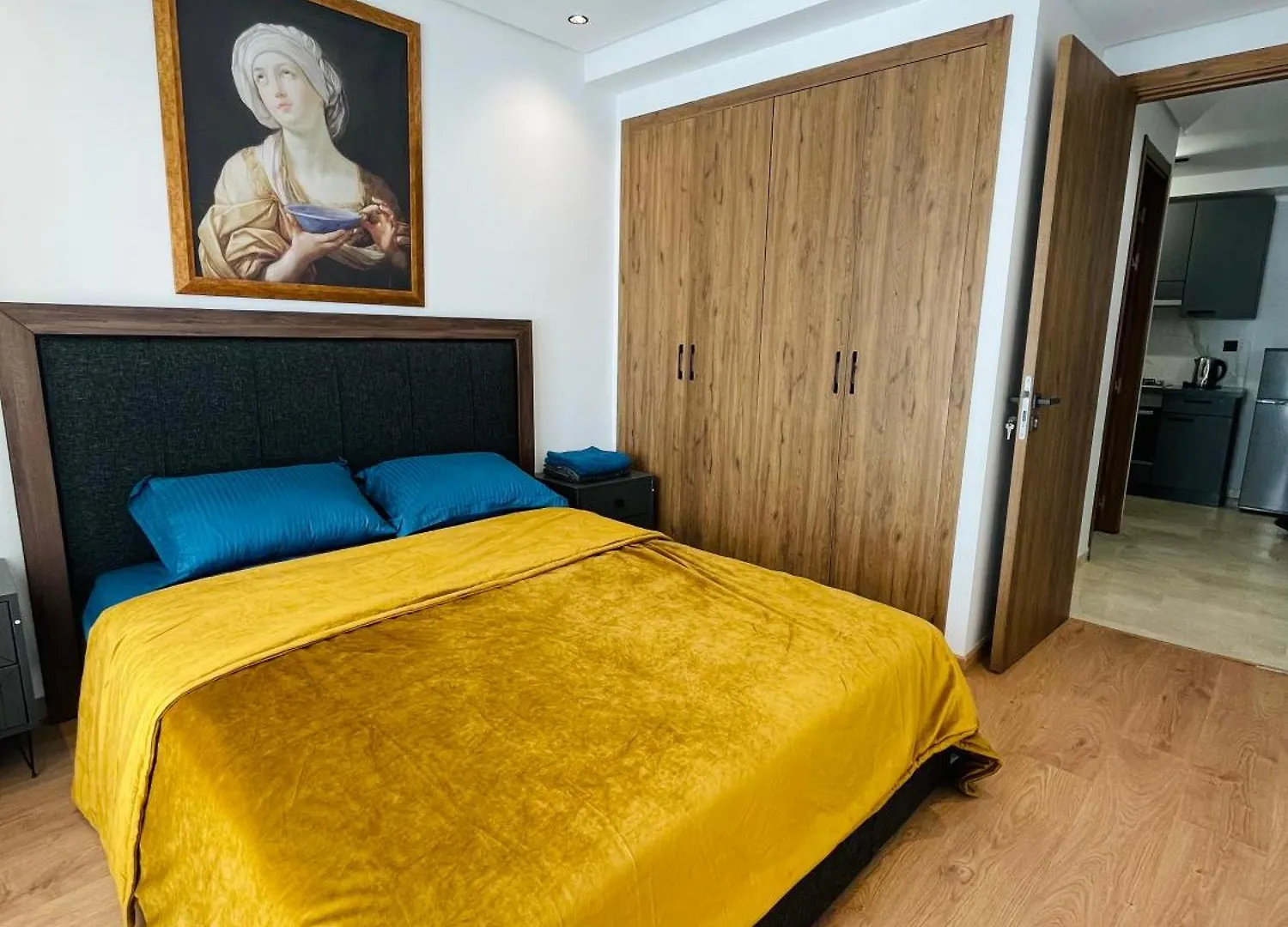 Urban Oasis At Casablanca : Charm & Confort Apartment